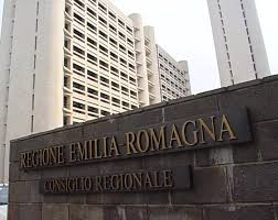 Randagismo, staffette, adozioni, affidi: fioccano interrogazioni in Regione Emilia-Romagna